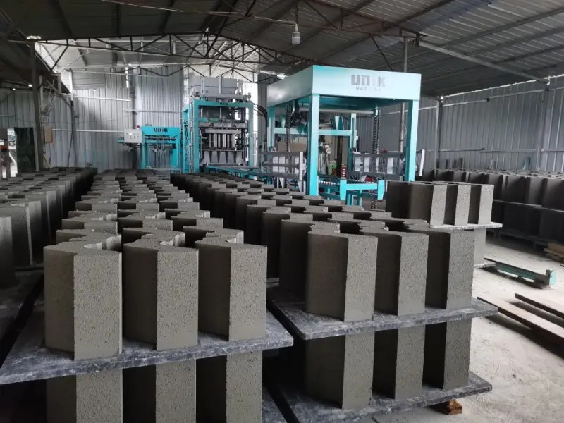 ဆောက်လုပ်ရေးလုပ်ငန်းတွင် Hollow Block စက်များနှင့် ပတ်သက်. သင်သိရန်လိုအပ်သည်