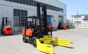 ပိတ်ဆို့ clapp forklift